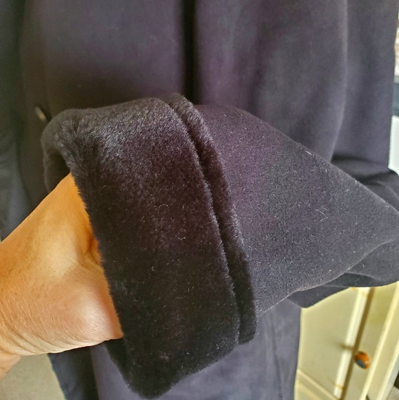 Black faux suede & fur coat size 10 - Picture 4 of 7